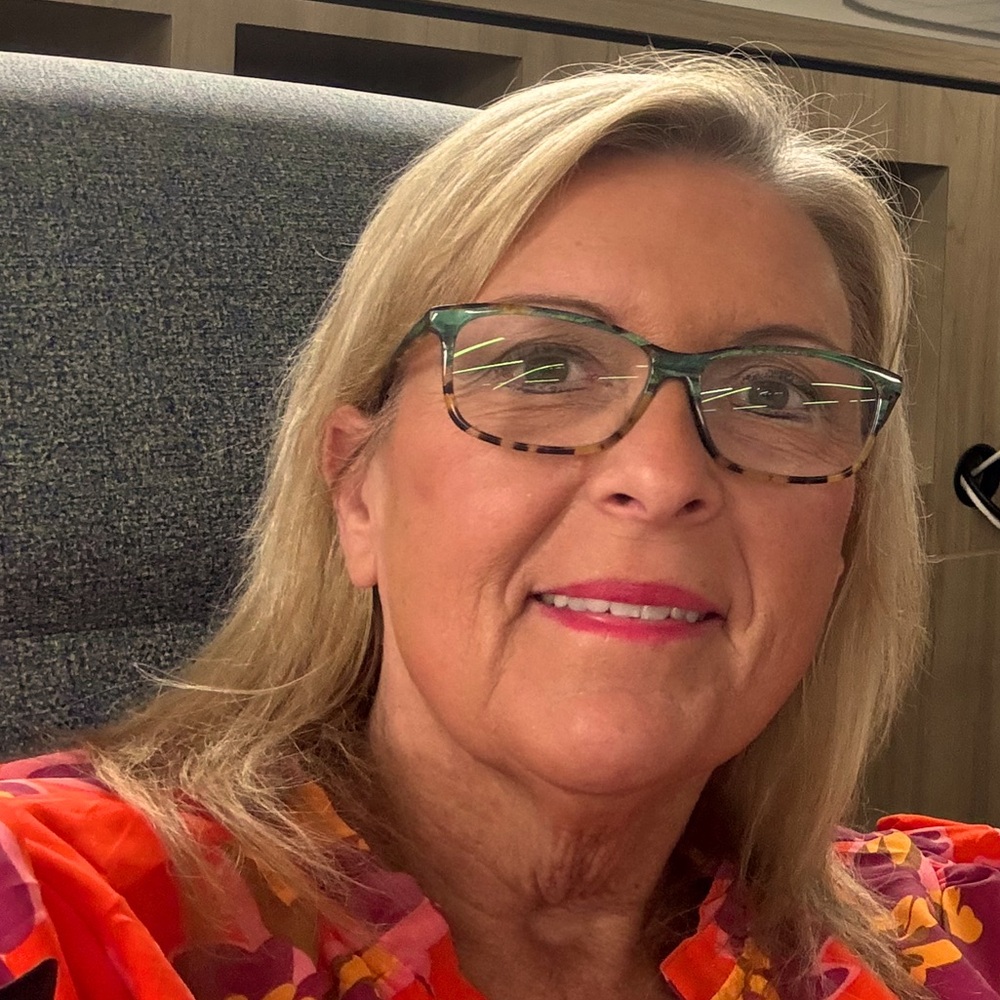 Meet your Posher, Cheri
